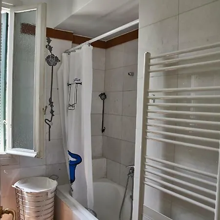 Two + Private Bath+terrace-top Acropolis Location