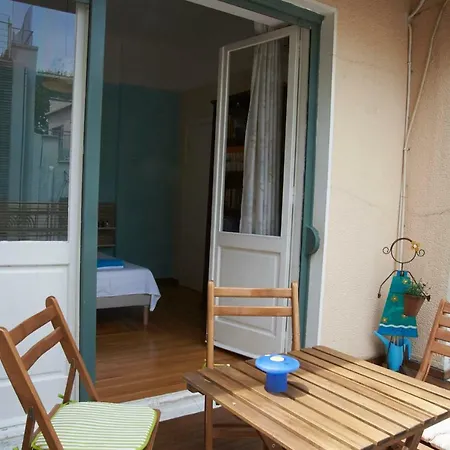 Two + Private Bath+terrace-top Acropolis Location